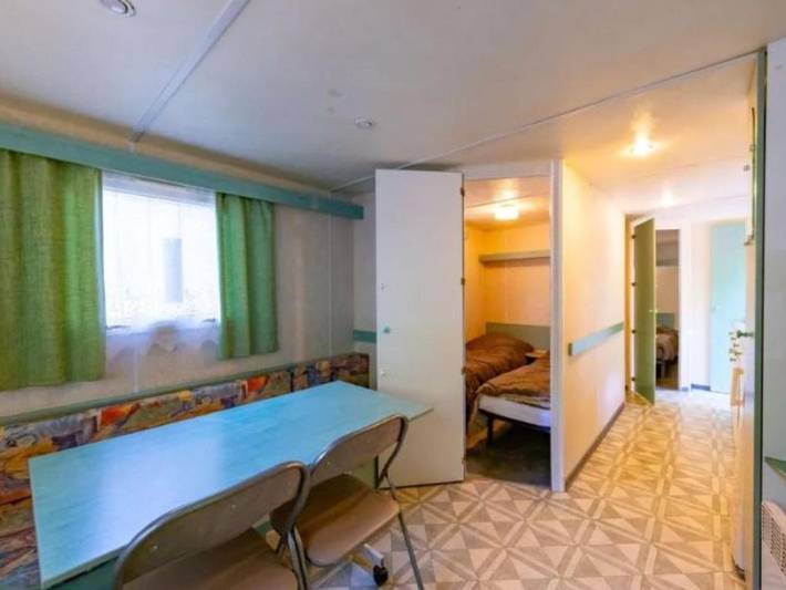 Location de vacances pour 6 personnes, avec piscine et terrasse à Montblanc - 2