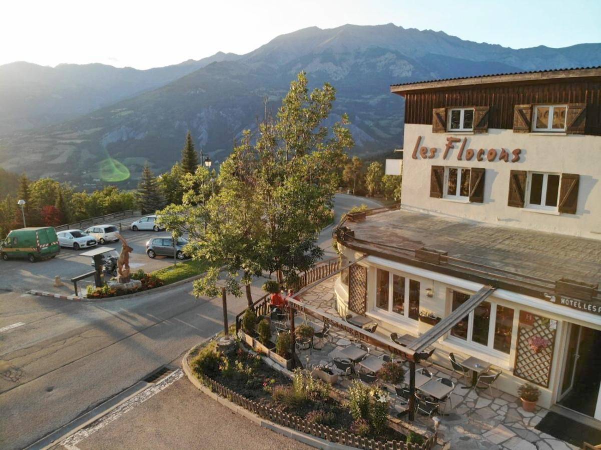 Hôtel les Flocons in Le Sauze, Enchastrayes