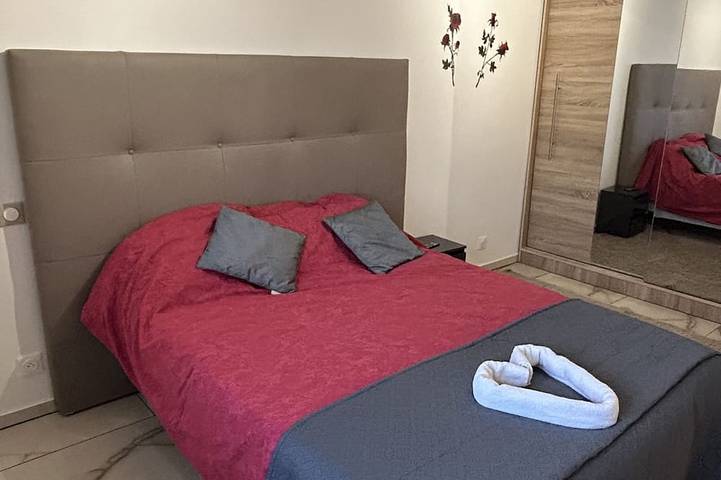 Gîte pour 4 personnes à Les Mureaux - 2