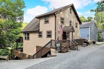 Log Cabin for 20 Guests in Norris Lake, Tennessee, Picture 2