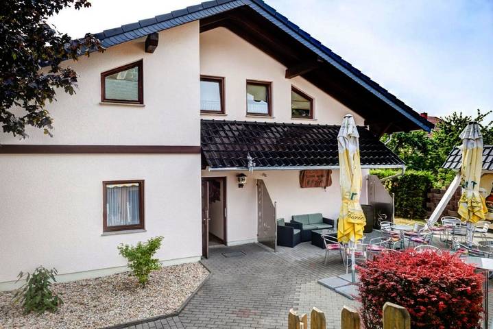 Ferienhaus für 2 Personen, mit Terrasse und Garten in Apolda