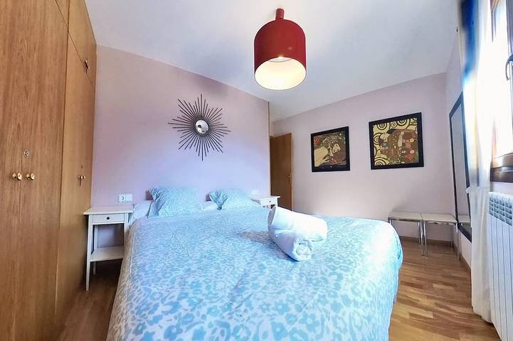 Ganze Wohnung, La Casa de Ra - Lae - tucasaenlospirineos in Escarrilla, Sallent de Gállego