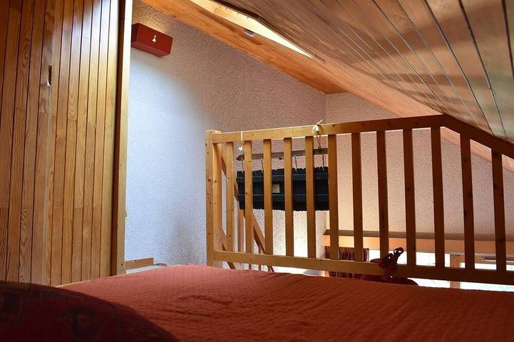 Gîte pour 5 personnes, avec balcon dans Patinoire De Meribel - 4