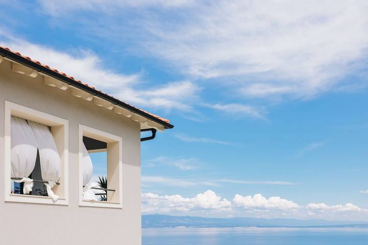 Villa pour 8 personnes, avec Vue sur l’océan et Terrasse ainsi que Jardin et Piscine à Lovran - 3