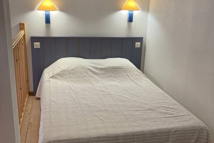 Gîte pour 4 personnes, avec jardin dans Plage des Sables-Vignier - 2