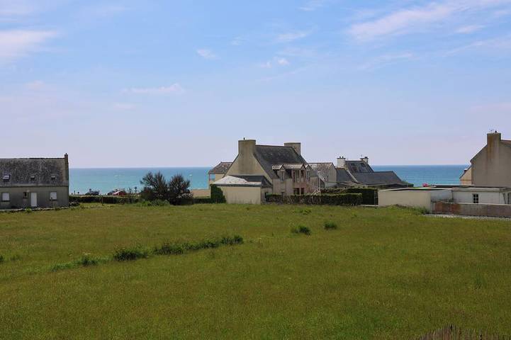 Location de vacances pour 8 personnes, avec jardin et terrasse dans Penhors