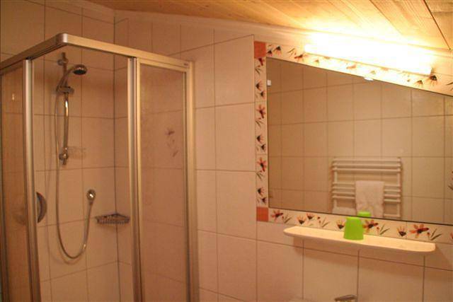 Chambre pour une famille avec douche, Wc in Krimml, Alpes de Zillertal