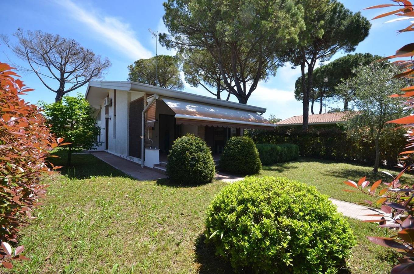 Villa per 6 Persone in Bibione, Provincia di Venezia