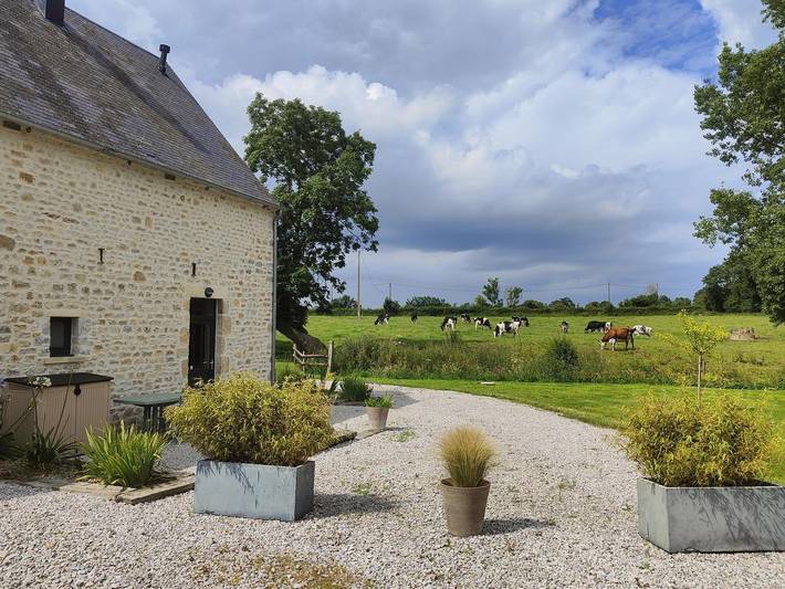 Gîte pour 2 personnes, avec jardin à Sainte-Marie-du-Mont - 3