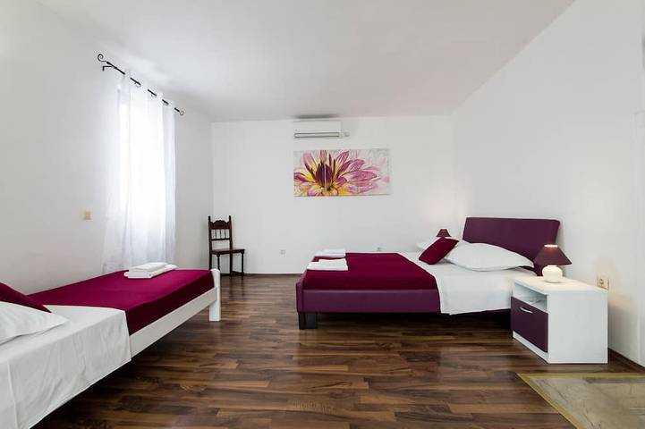 Villa pour 8 personnes, avec jardin et terrasse à Sumartin - 3