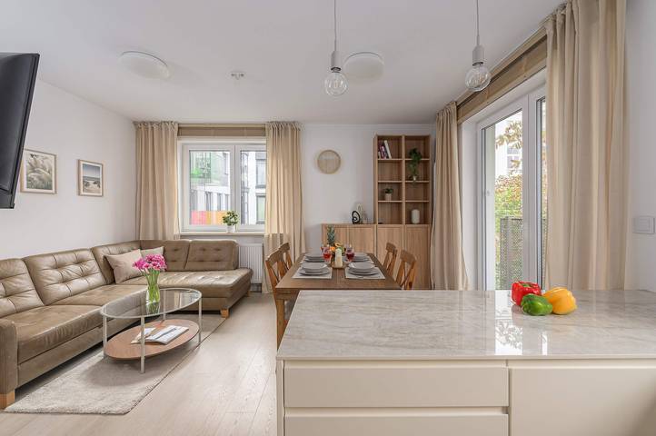Ferienwohnung für 8 Personen, mit Garten in Warschau