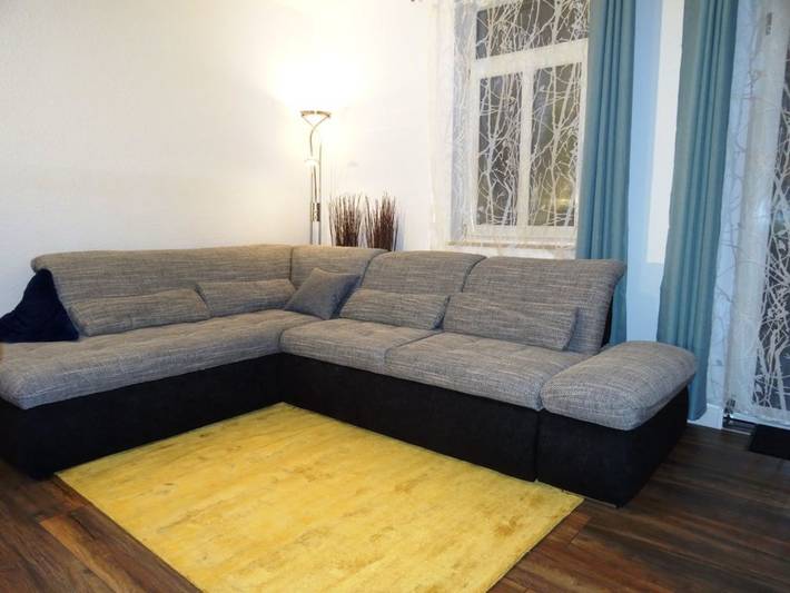 Ferienwohnung für 7 Personen, mit Balkon und Garten in Prohlis
