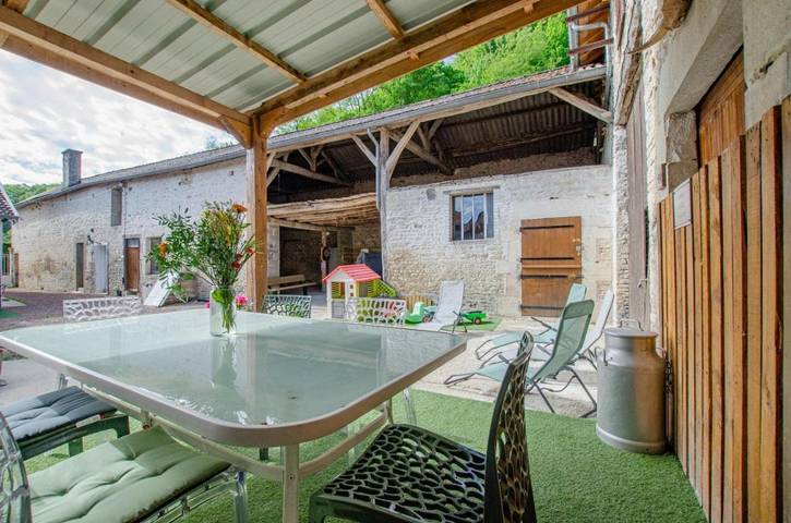 Location de vacances pour 6 personnes, avec terrasse dans Jaucourt - 4