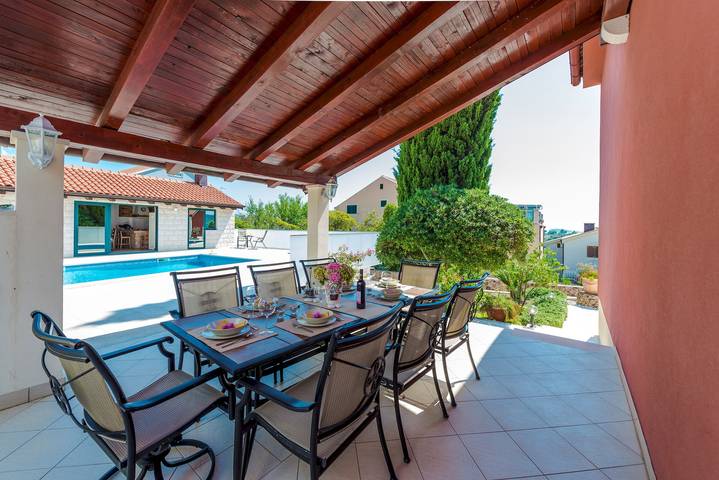 Villa pour 8 personnes, avec balcon et jardin à Srebreno - 4