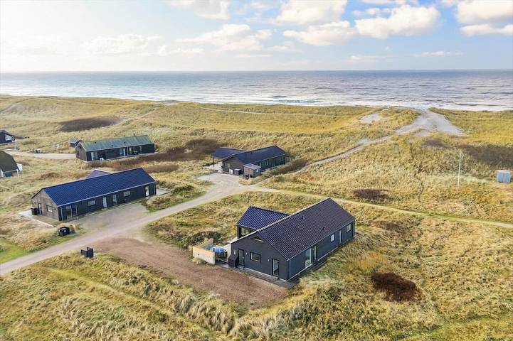 Ferienhaus für 8 Personen, mit Whirlpool und Terrasse sowie Sauna in Vrist