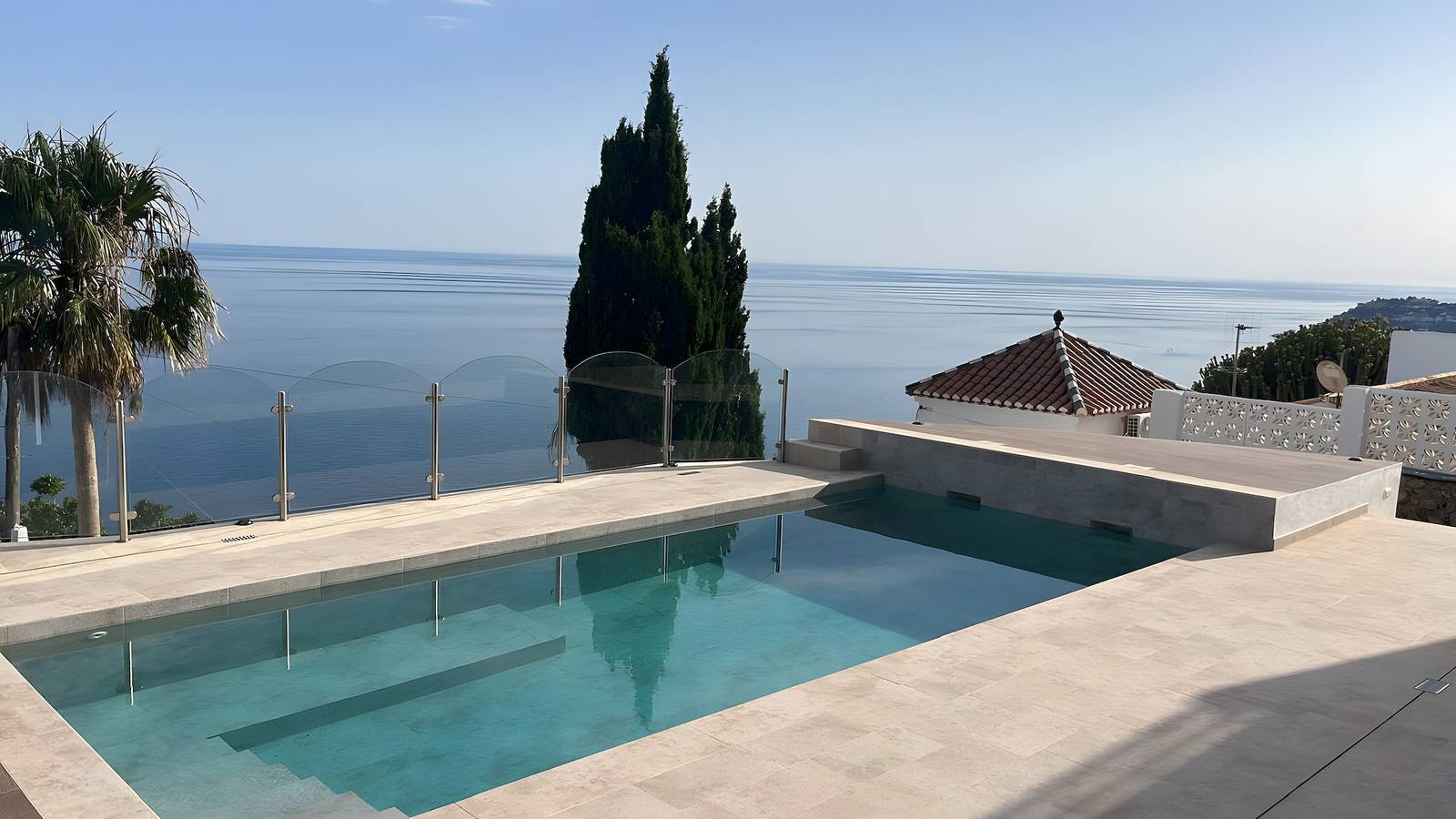 Villa 'Quietud' con vistas al mar, Wi-Fi y aire acondicionado in Salobreña, Costa Tropical