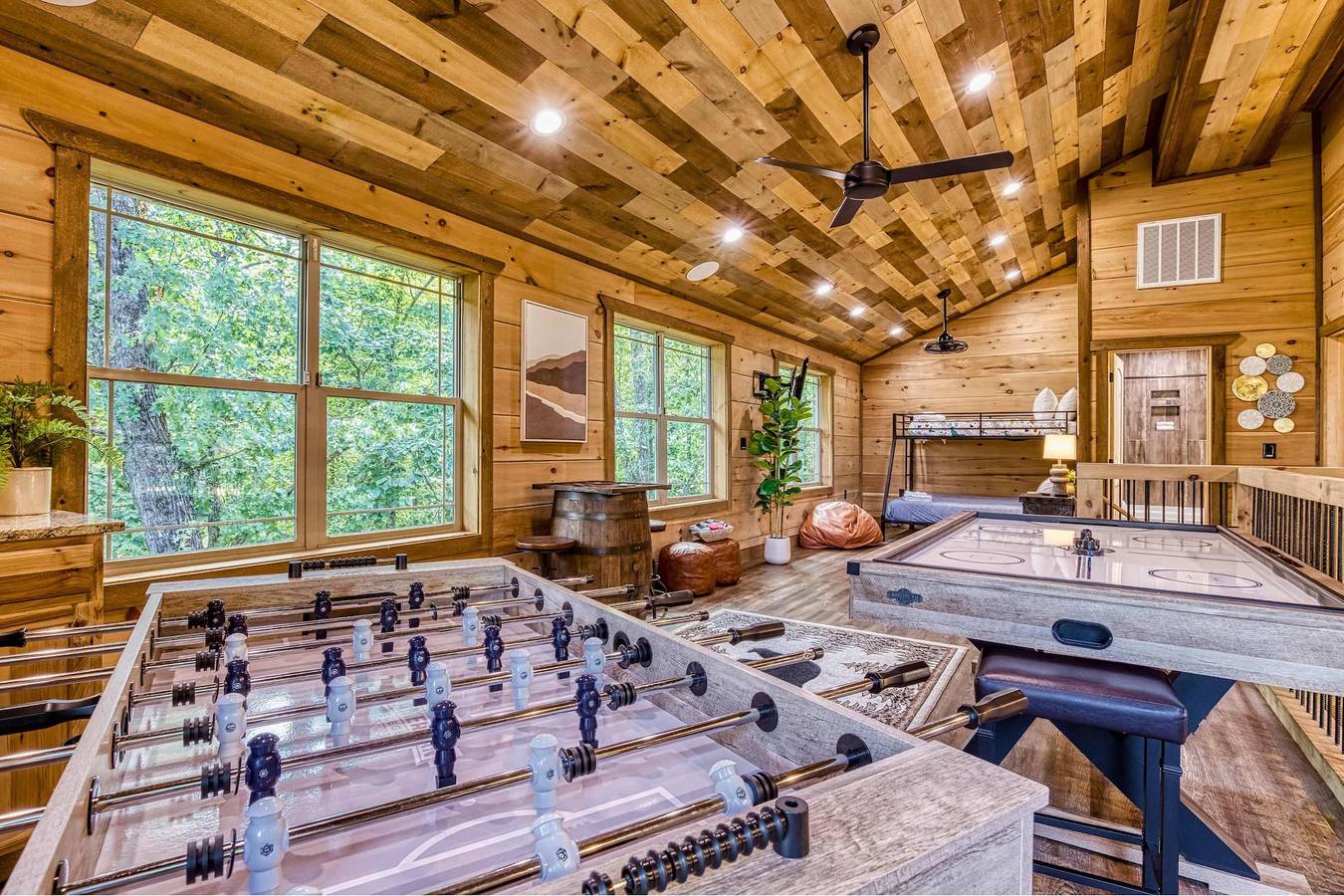 Entire apartment, Smoky Mist Ridge in Sevier County