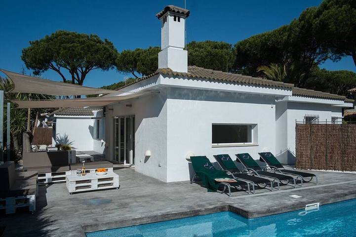 Villa pour 8 personnes, avec jardin et terrasse, animaux acceptés à Roche