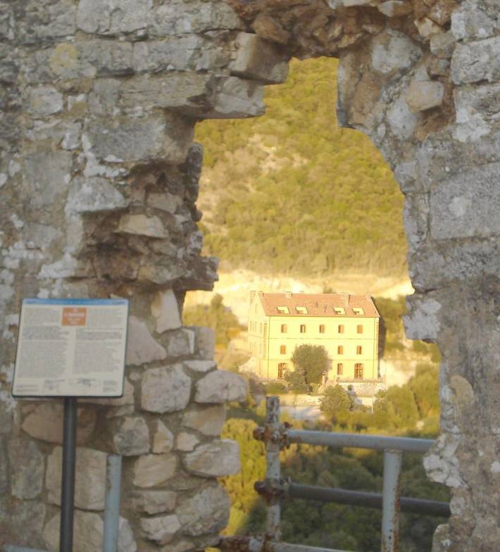 Hotel per 3 persone, con piscina e giardino nonché panorama - 1