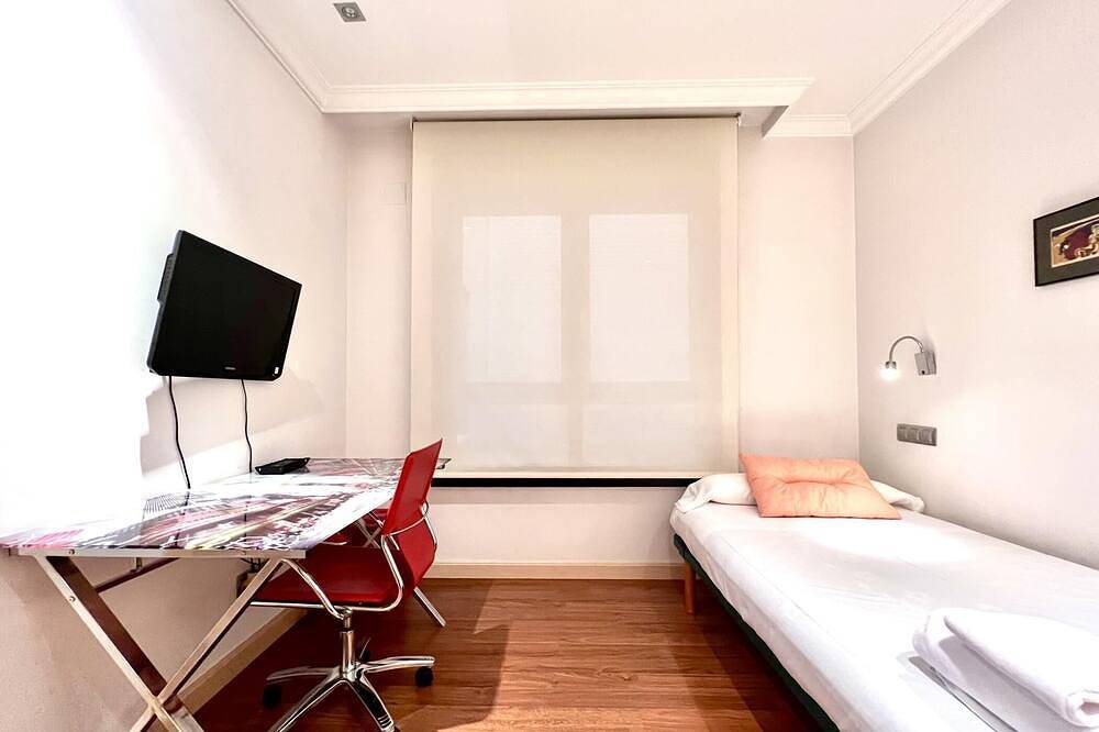 Ganze Wohnung, Housing León- Colón Center in León, Cordillera Cantábrica