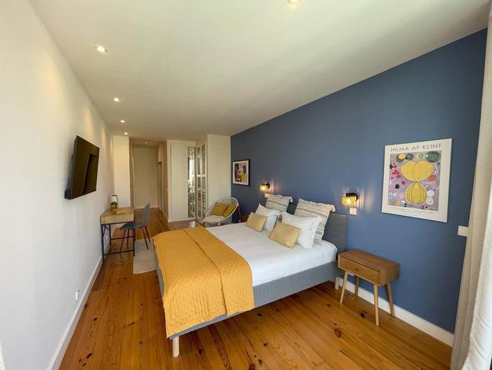 Maison d’hôte pour 4 personnes, avec terrasse ainsi que vue et piscine