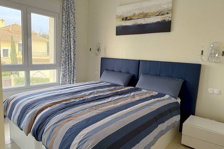 Chalet für 6 Personen, mit Pool und Garten sowie Balkon in Oliva - 4