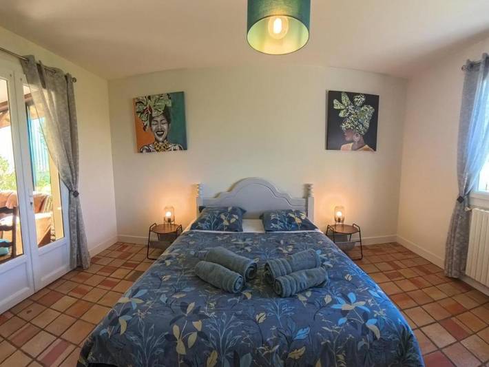 Location de vacances pour 4 personnes, avec jardin ainsi que piscine et terrasse à Vanxains - 3