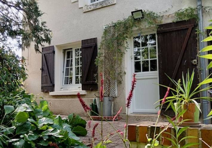 Location de vacances pour 5 personnes, avec jardin à Thésée - 3