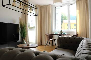 Ferienwohnung für 2 Personen, mit Garten und Balkon in Gmunden