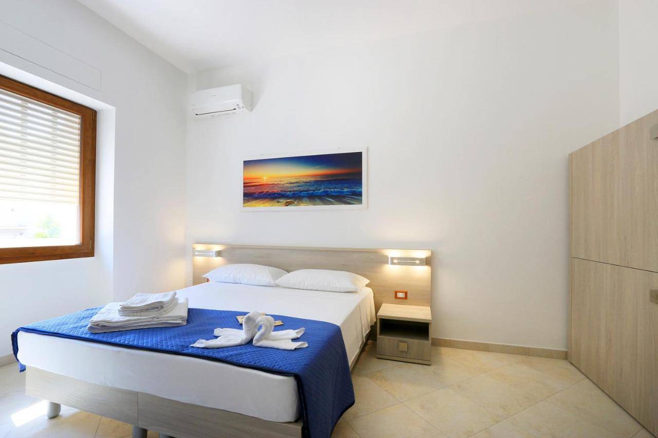 Double Room with Private Bathroom in Presicce, Golfo di Taranto