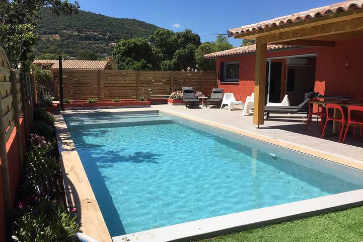 Villa pour 6 personnes, avec terrasse