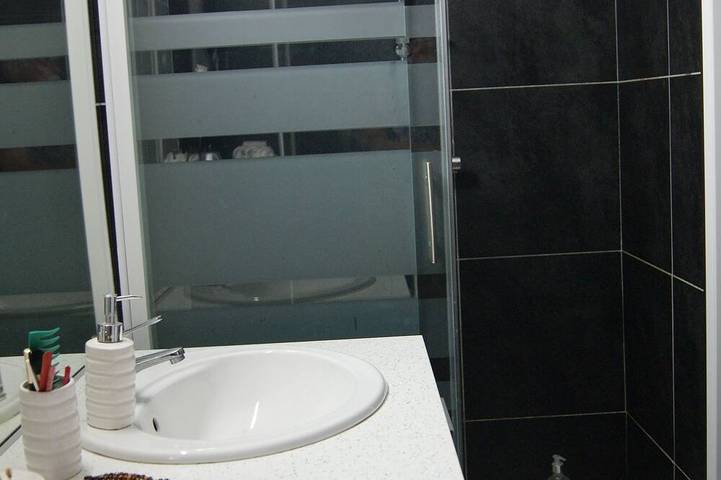 Gîte pour 4 personnes, avec balcon et jardin dans Plage Trez-Hir - 4