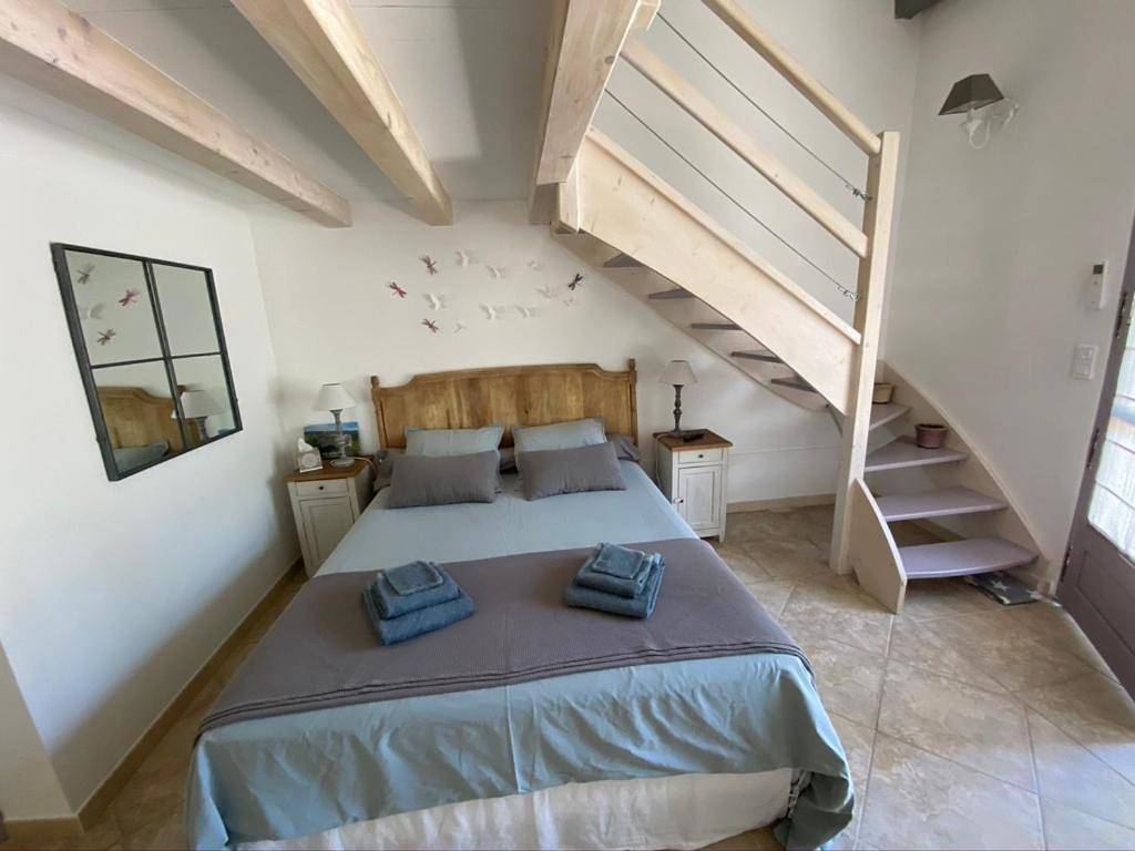 Double Room with Garden View in Saint-Rémy-de-Provence, Région d'Arles