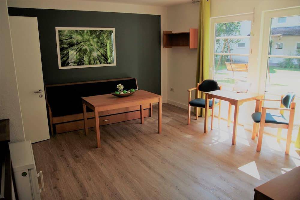 Ganze Wohnung, Ferienwohnung Erdgeschoss - Ida Integrationsdorf Arendsee in Arendsee, Altmark