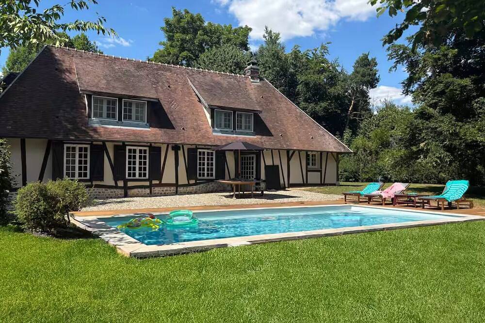 Longère normande toute équipée avec piscine in Sylvains-les-Moulins, Région d'Évreux