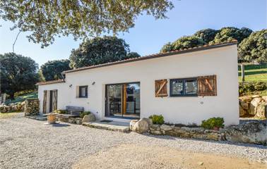 Ferienhaus für 6 Personen, mit Garten und Terrasse sowie Ausblick auf Korsika