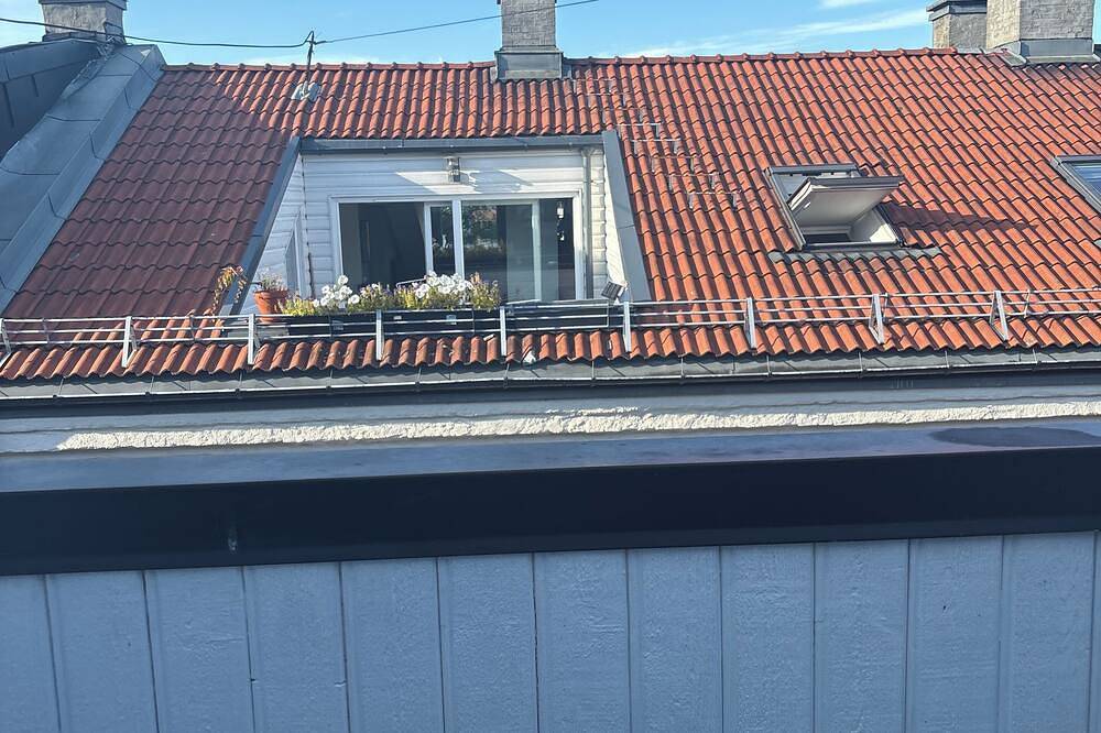 Entire apartment, Old and charming penthouse  🧸🍷 in Grünerløkka, Oslo