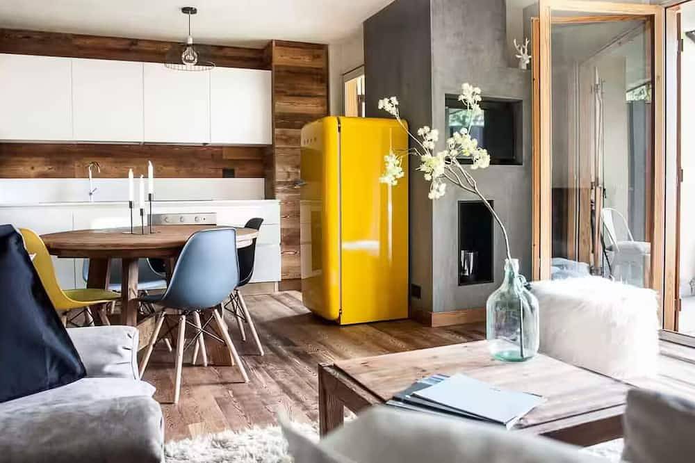 Appartamento intero, Stylish and roomy mountain retreat for families in Sauze d'Oulx, Via Lattea