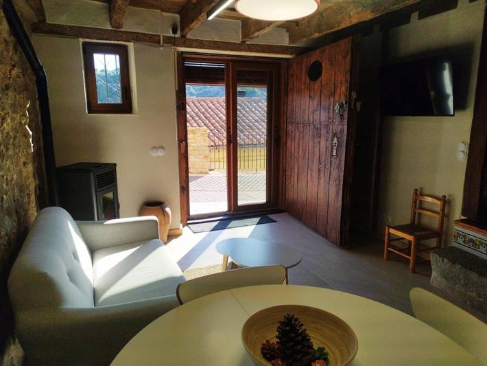 Casa rural para 5 personas, con Balcón y Vistas en Villafranca de Cid - 4