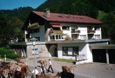 Ferienwohnung für 6 Personen, mit Terrasse und Garten in Tiefenbach (Oberstdorf)