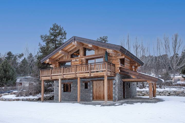 Chalet pour 8 personnes, avec Terrasse et Jardin à Font-Romeu-Odeillo-Via