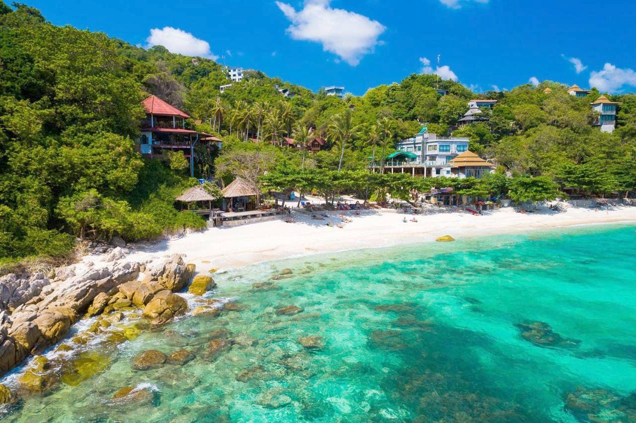 Coral View Resort in Sai Daeng Beach, Koh Tao