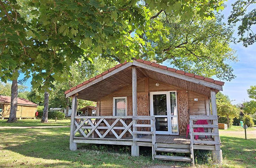 Camping des Papillons in Lalizolle, Région de Montluçon