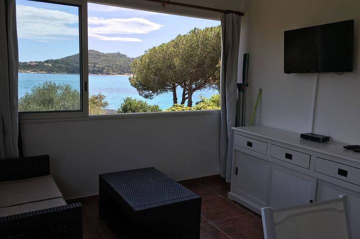 Apartamento entero, N°12-Apartamento-Baño privado con ducha-Vista al Mar in Favone, Sari-Solenzara