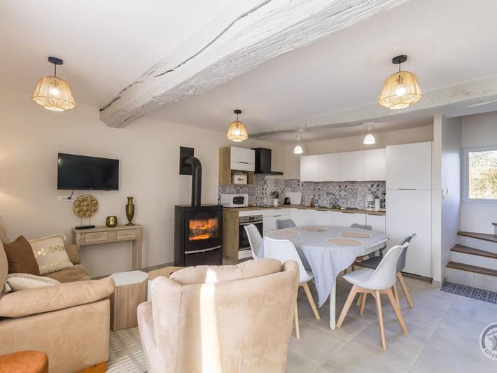 Gîte pour 6 personnes, avec jardin