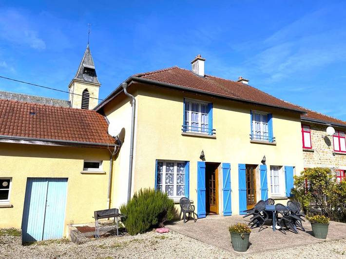 Gîte pour 6 personnes, avec Terrasse et Jardin à Malandry