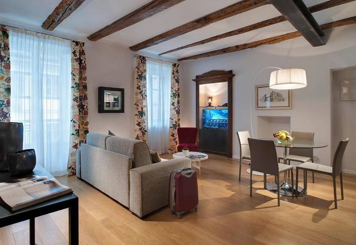 Appart’hôtel pour 5 personnes, avec balcon