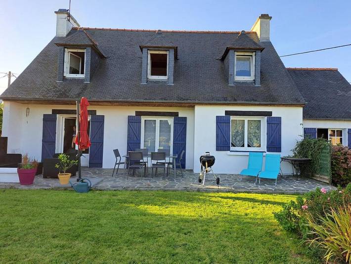 Location de vacances pour 8 personnes, avec Terrasse et Jardin à Plouëc-du-Trieux