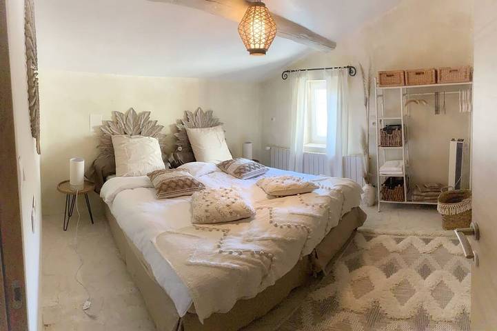 Gîte pour 12 personnes, avec jardin à Le Beaucet - 2