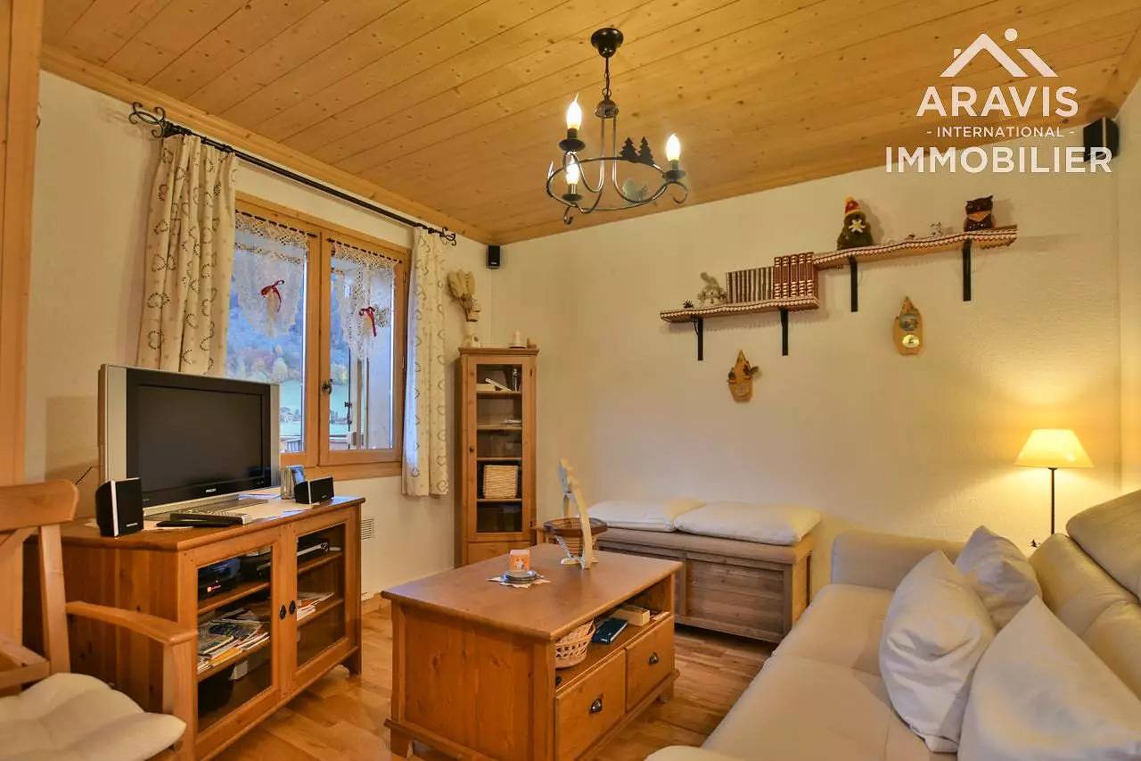 Apartamento entero, Refuge C1 – Apartamento independiente, 2/4 personas, terraza soleada con vistas impresionantes in Le Grand-Bornand, Región de Annecy